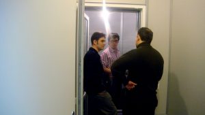 В процессе проведения контрольных замеров. Представитель заказчика - технический директор радио ФИНАМ - Александр Ермолаев
