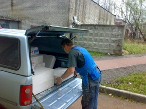 Начали работать, машина Вячеслава Распопова (технического директора Радио Шансон) тоже работает на все 100